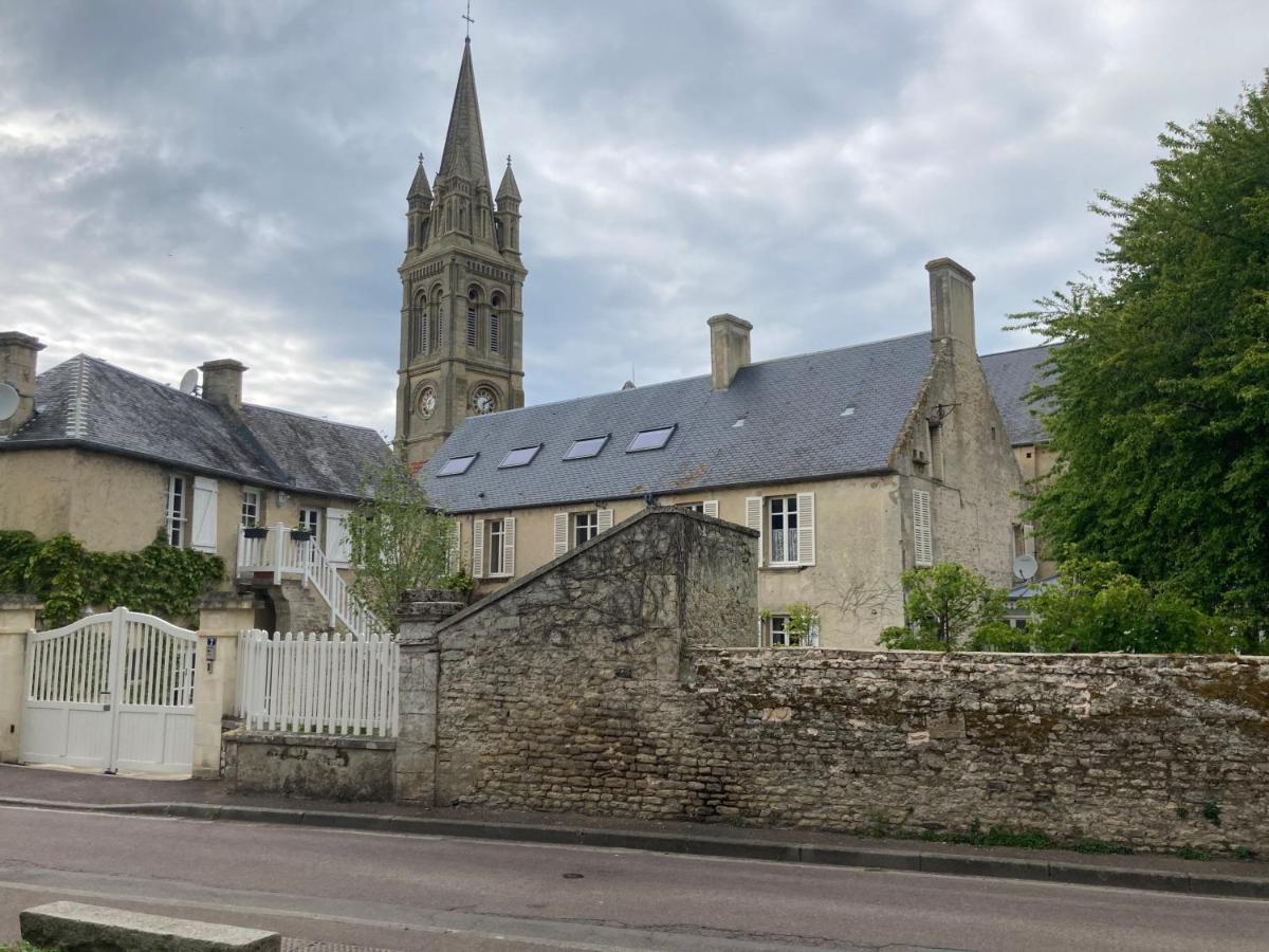 Le Clos De L'Eglise Arromanches-les-Bains Eksteriør billede
