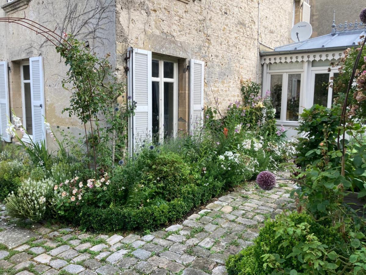 Le Clos De L'Eglise Arromanches-les-Bains Eksteriør billede